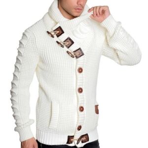 LCR Men's Wool White Buckle Knit Sweater